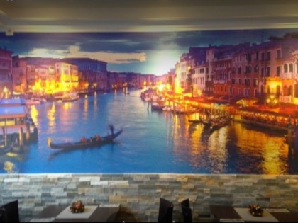 照片: Veneziana